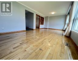 27 Tillplain Road, Toronto, ON M3H5R1 Photo 12