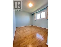 27 Tillplain Road, Toronto, ON M3H5R1 Photo 25