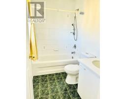 19 Fairlawn Avenue, Markham, ON L6C2E7 Photo 10