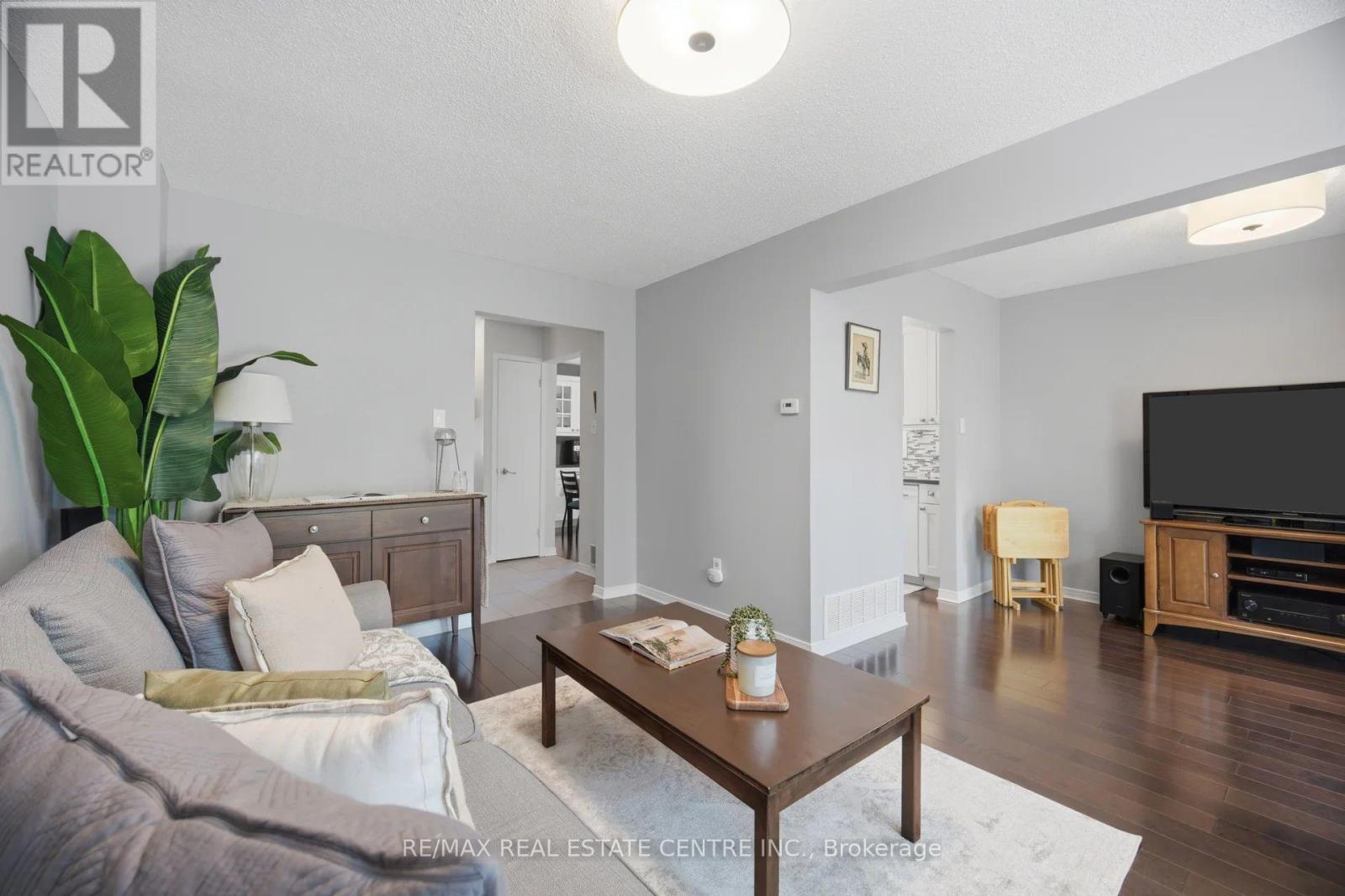 92 NANPORT STREET - 14
