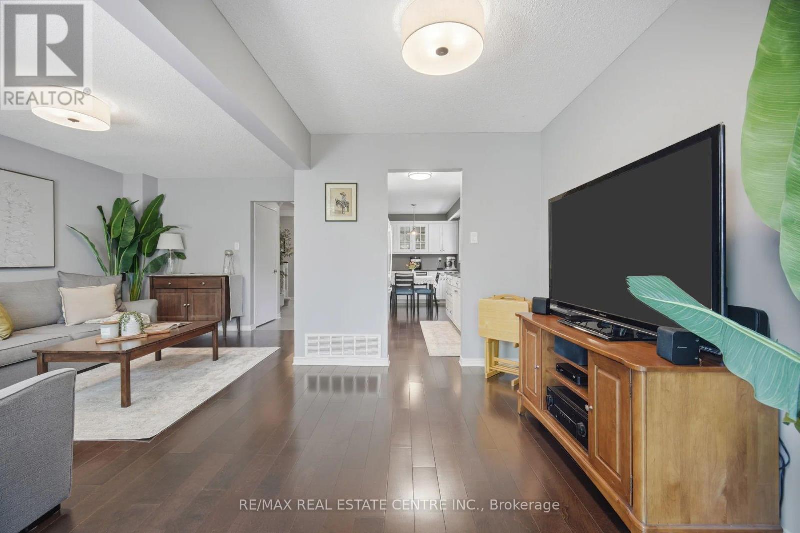 92 NANPORT STREET - 16