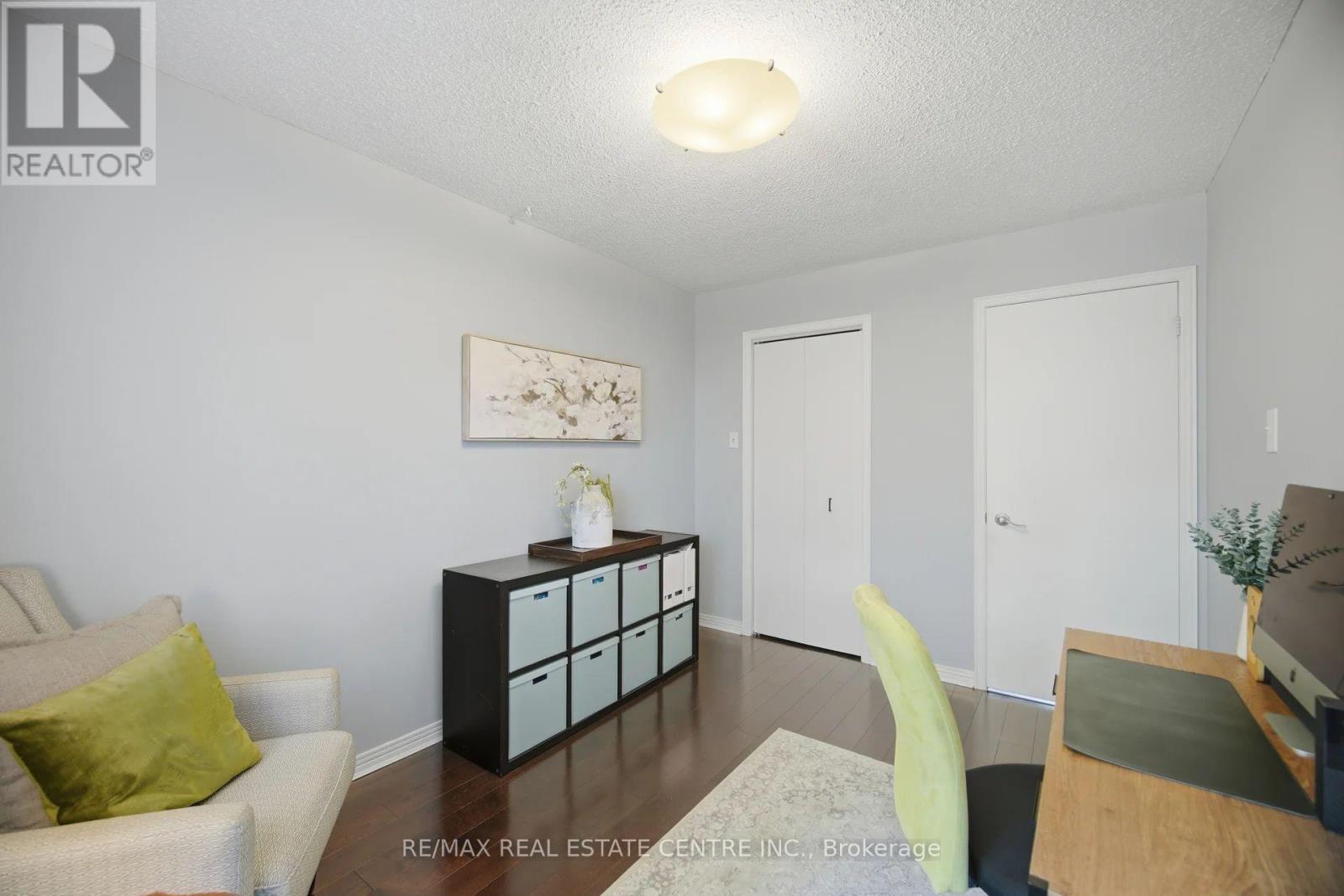 92 NANPORT STREET - 33