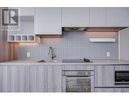 6102 - 5 Buttermill Avenue, Vaughan, ON L4K0J5 Photo 18