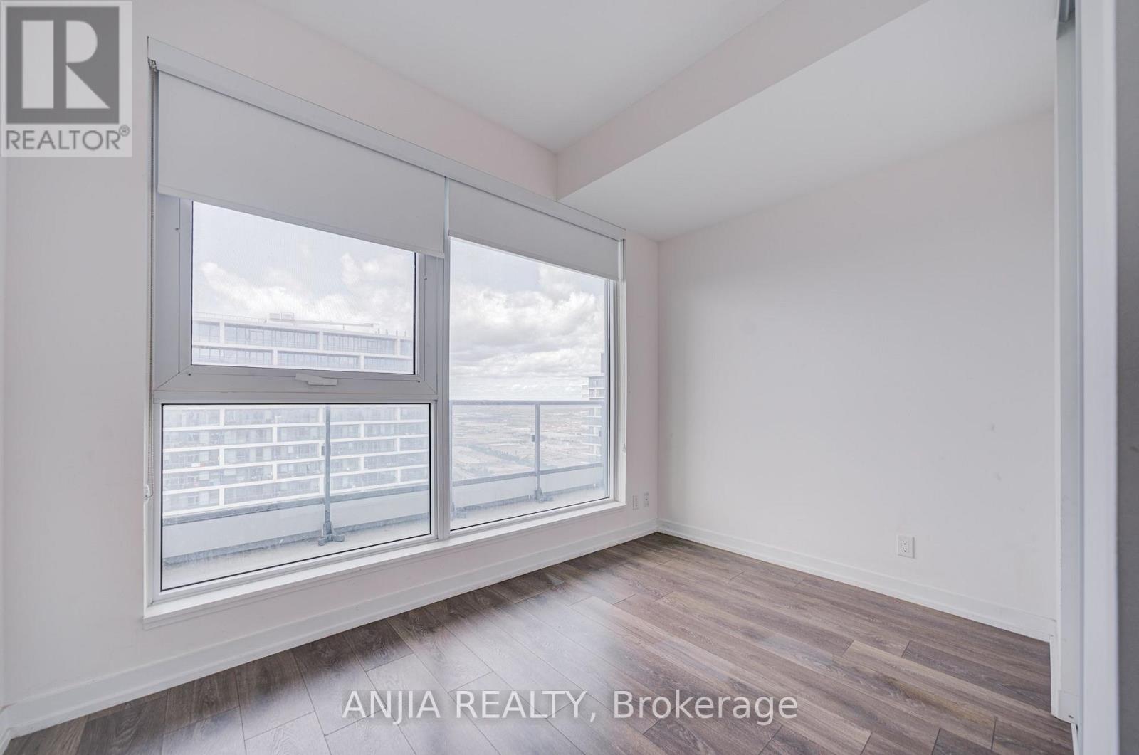 #6102 5 BUTTERMILL AVENUE - 40