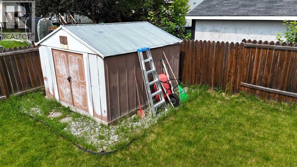 1402 Edson Drive - 33