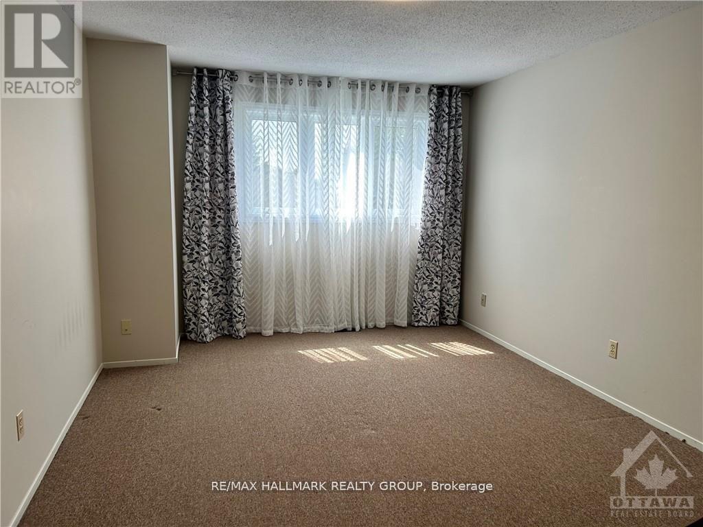 3 Bed, 3 Bath House for Rent in Ottawa – 6417 LOIRE DRIVE, Ottawa – MLS# X13606418 - Image 16