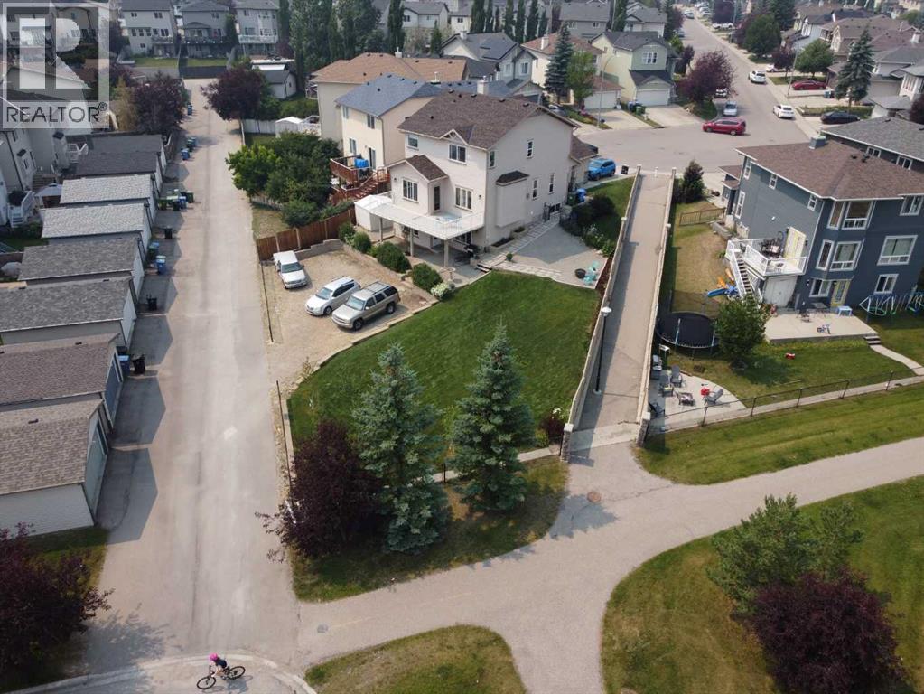 145 Panamount Place NW - 2