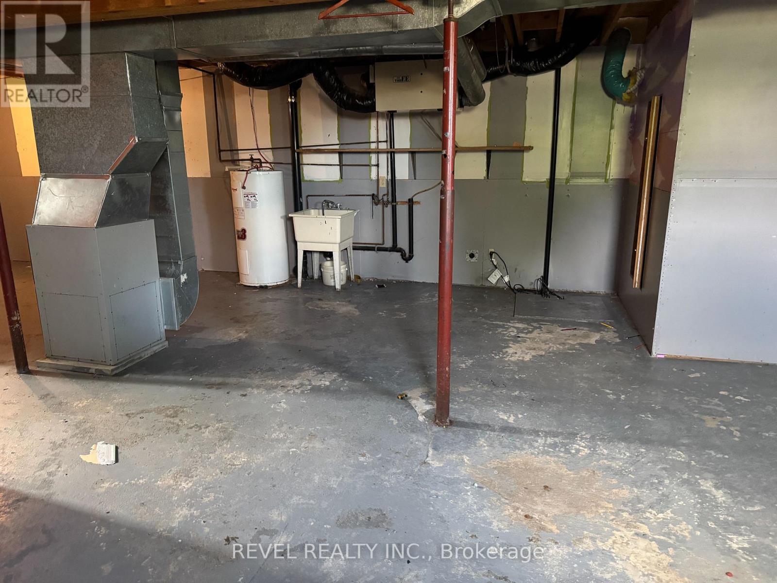 42 GAUTHIER STREET - 23