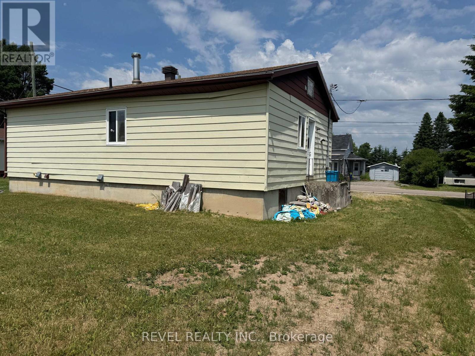 42 GAUTHIER STREET - 26