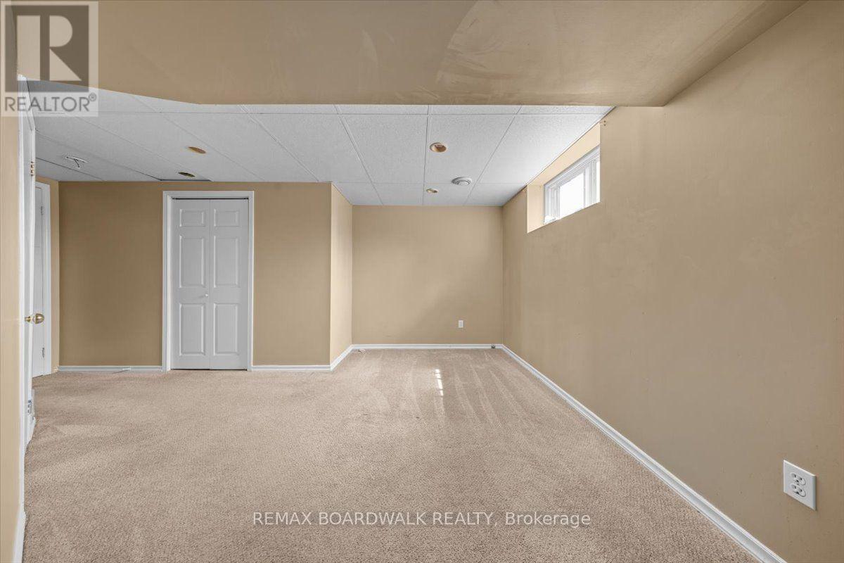104 DUNHAM STREET - Image 27