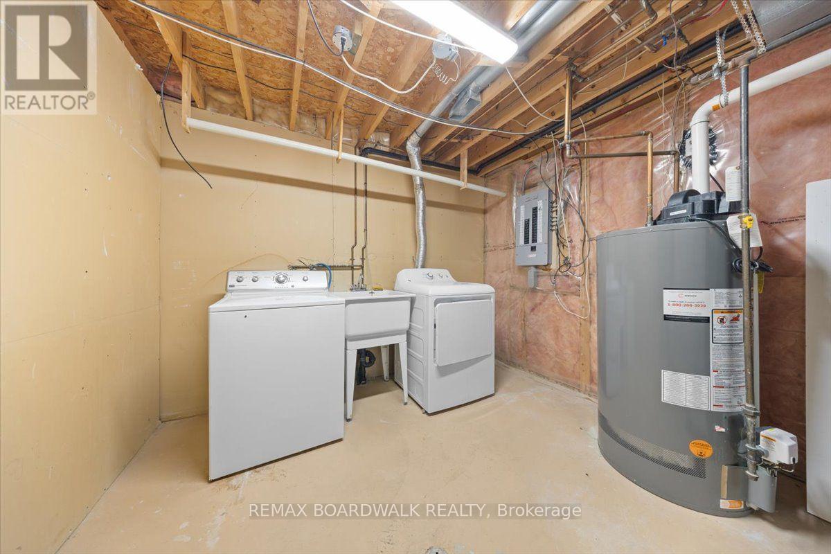 104 DUNHAM STREET - Image 28