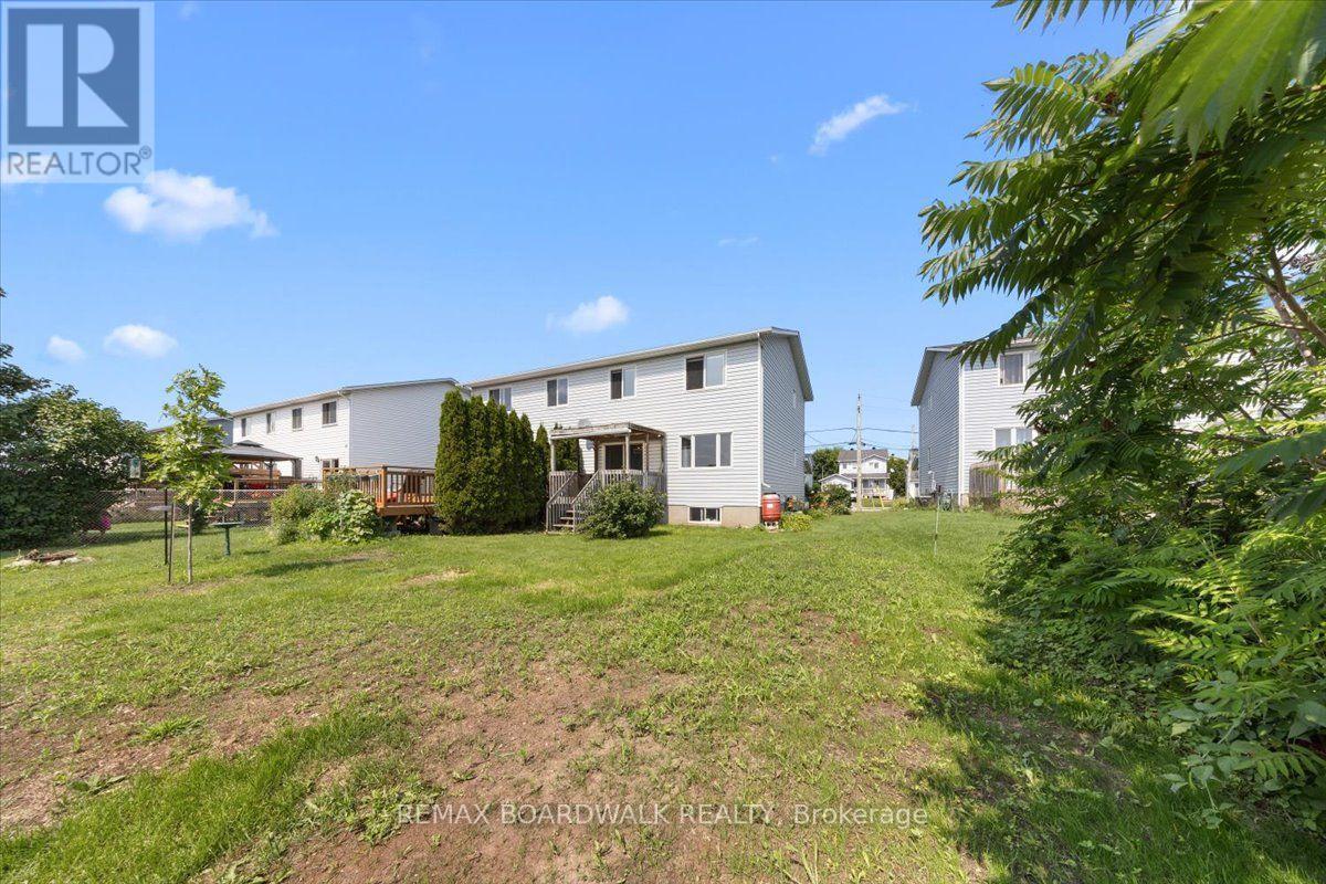 104 DUNHAM STREET - Image 32