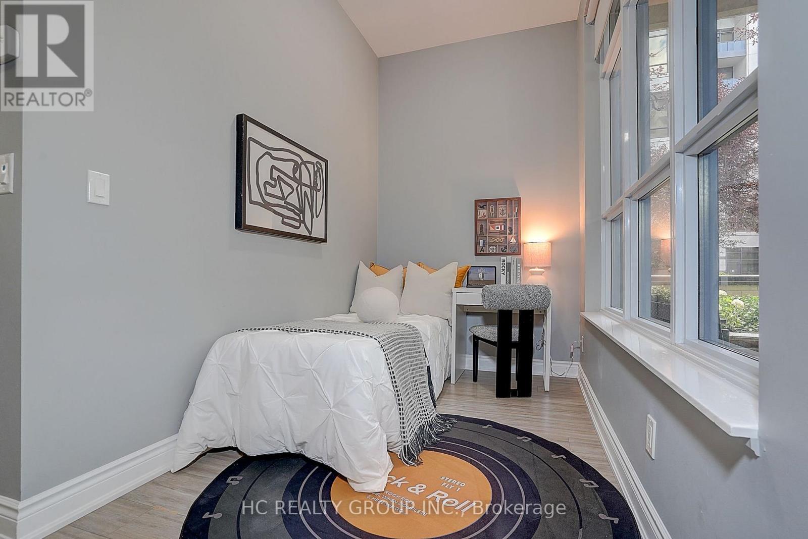 #205 33 CLEGG ROAD - 24