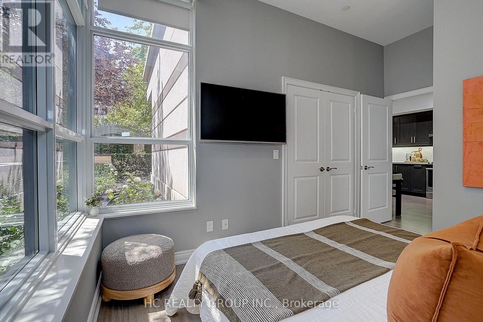 #205 33 CLEGG ROAD - 32