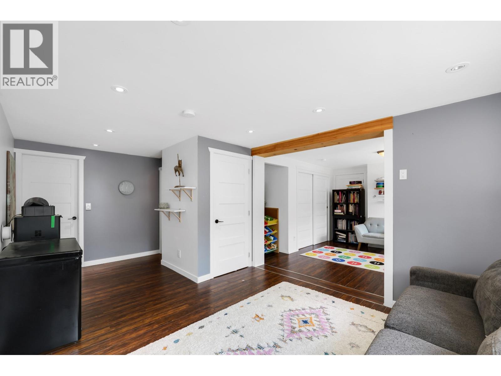 40256 AYR DRIVE, Squamish