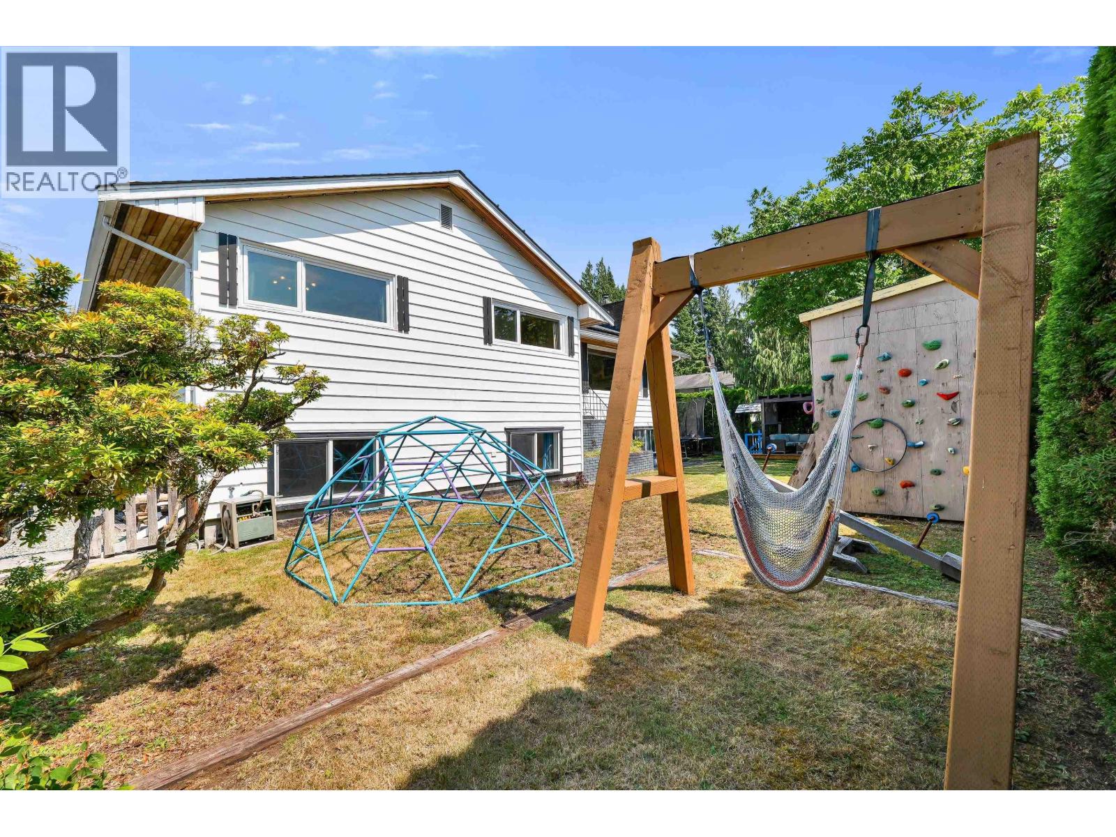 40256 AYR DRIVE, Squamish