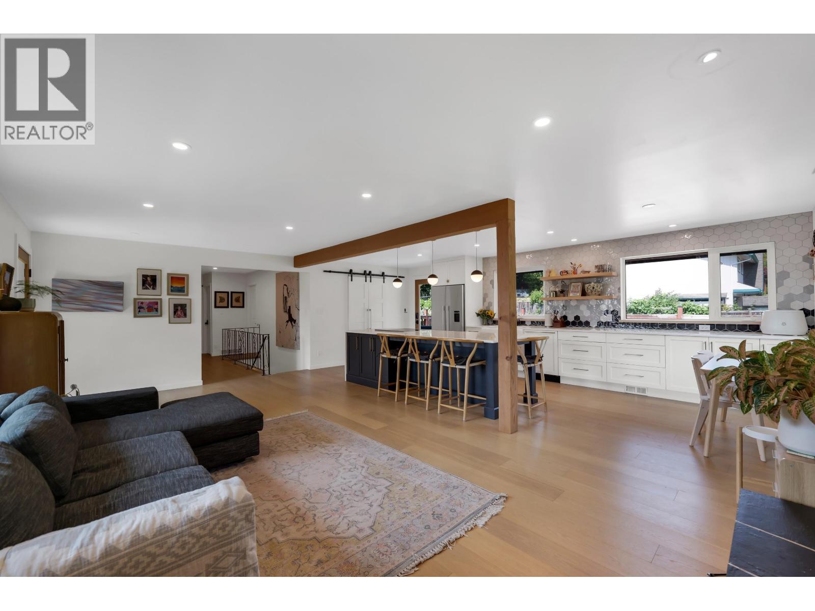 40256 AYR DRIVE, Squamish
