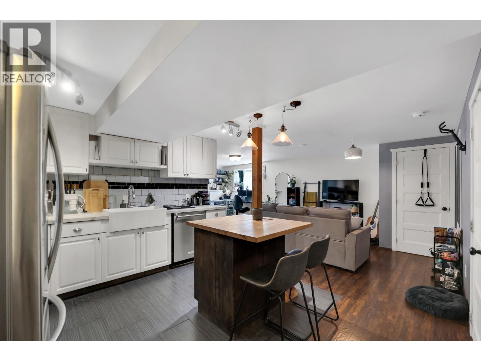 40256 AYR DRIVE, Squamish