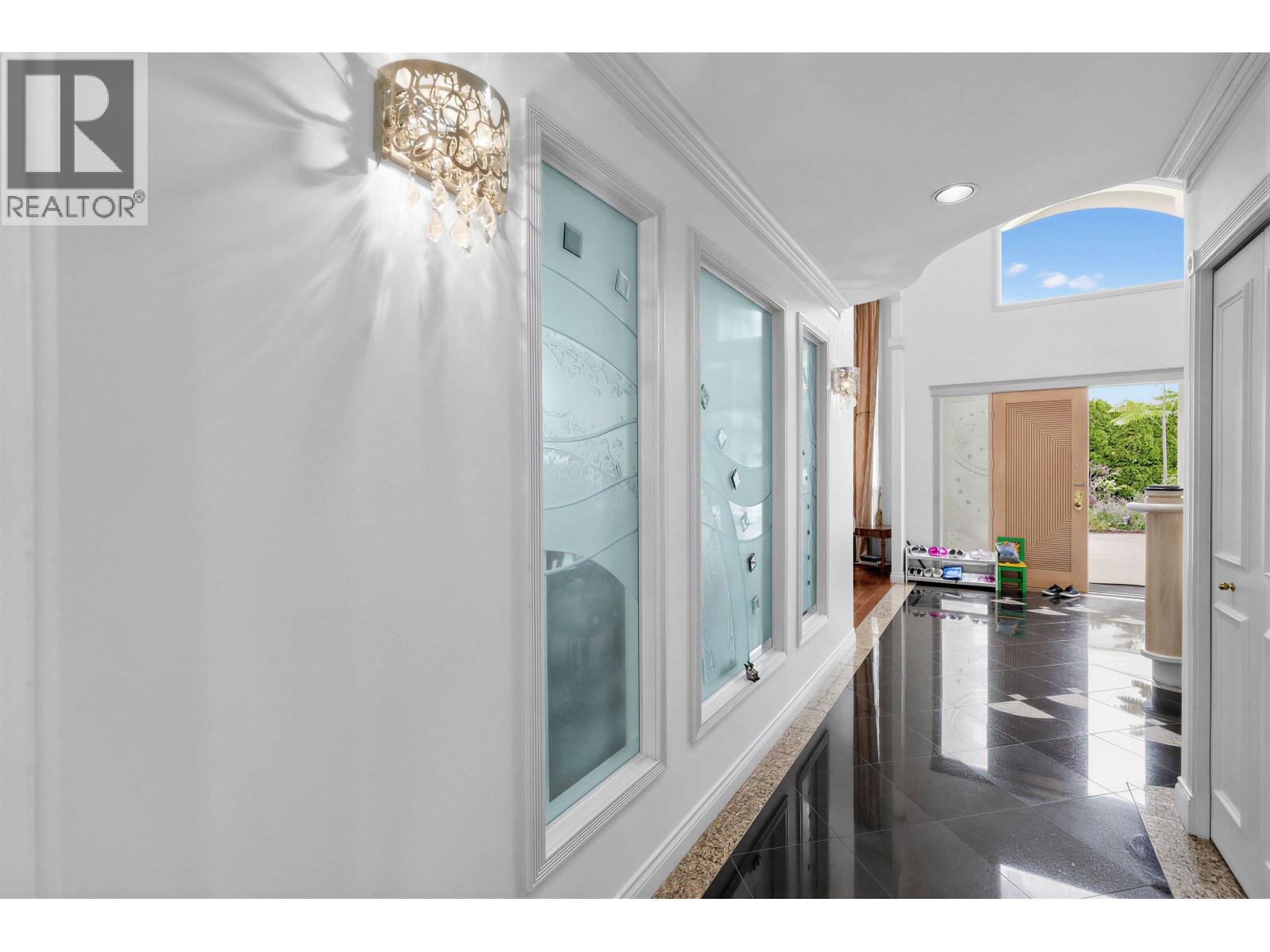 6 Bed, 6 Bath House for Sale in Richmond – 8540 SAUNDERS ROAD, Richmond – MLS# R3131591 - Image 12