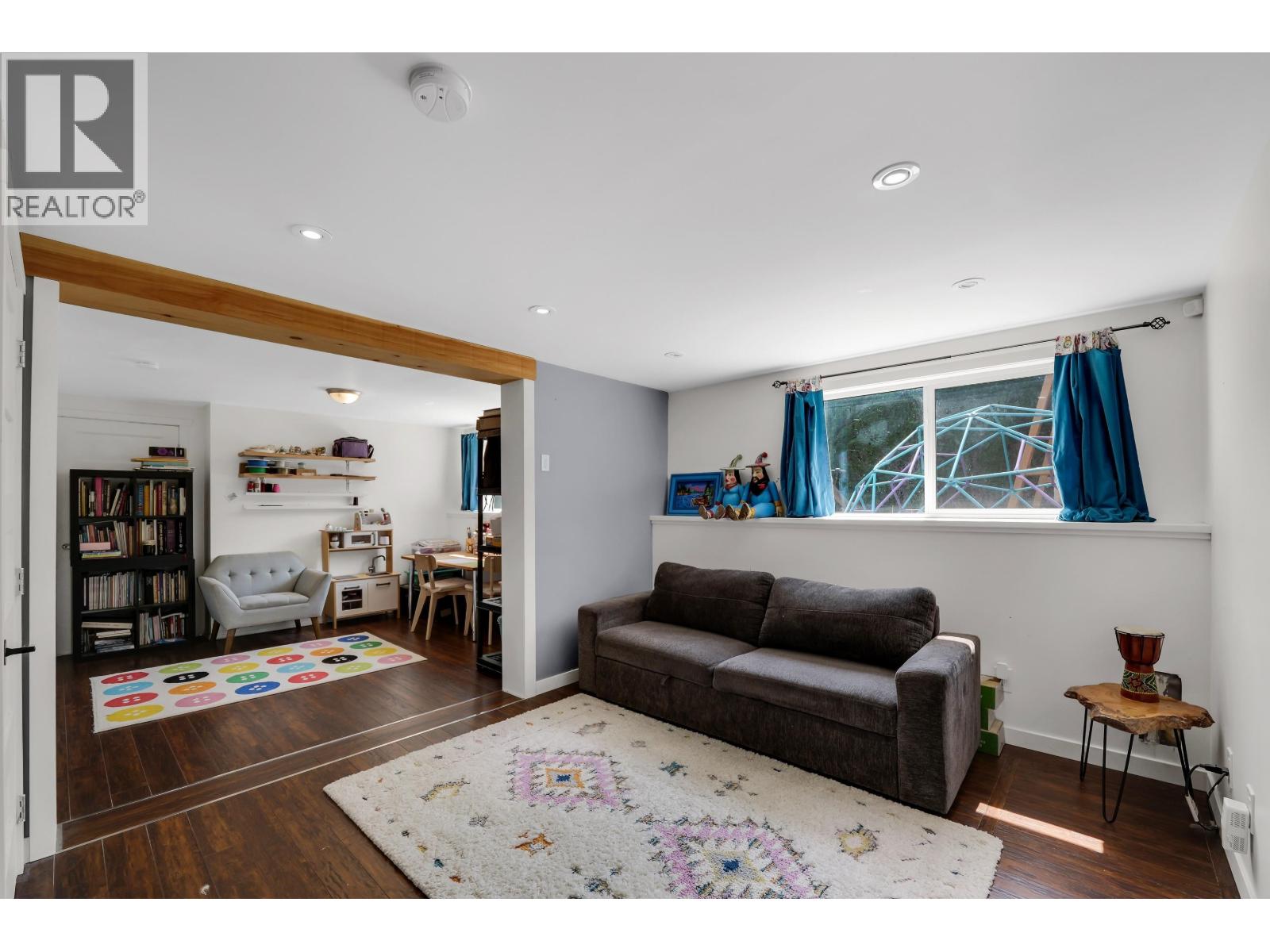 40256 AYR DRIVE, Squamish