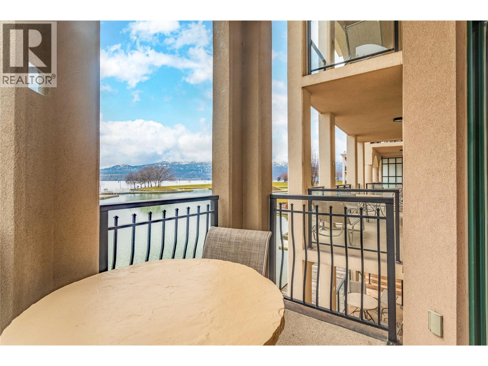 251 C6 1288 Water Street, Kelowna