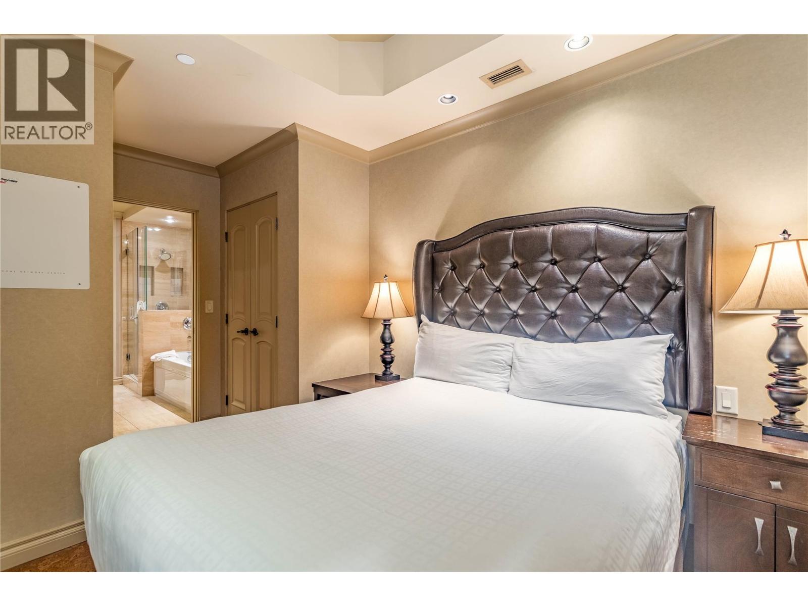 251 C6 1288 Water Street, Kelowna