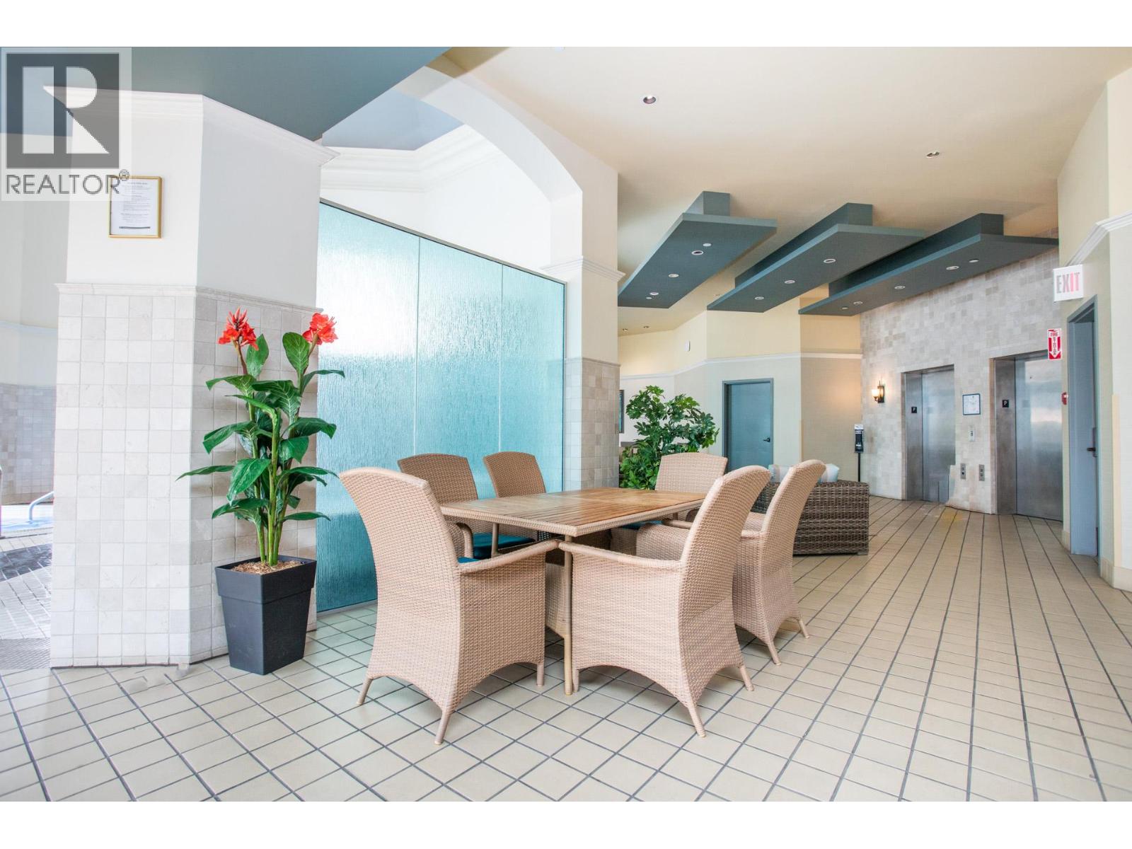 251 C6 1288 Water Street, Kelowna