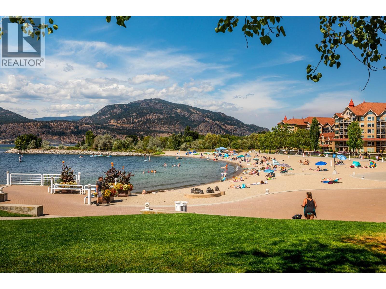 251 C6 1288 Water Street, Kelowna