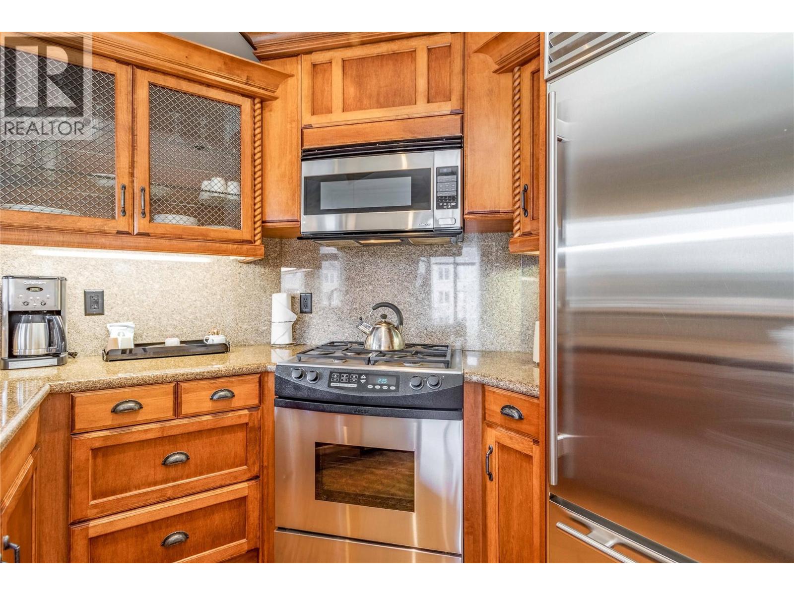 251 D6 1288 Water Street, Kelowna