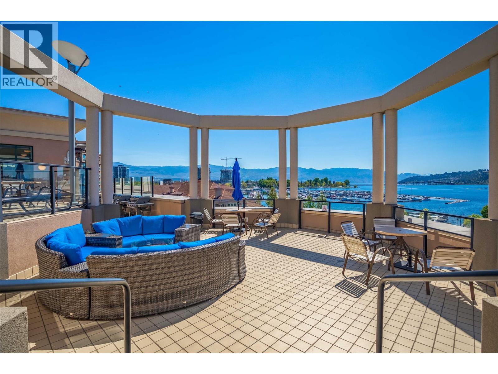 251 D6 1288 Water Street, Kelowna