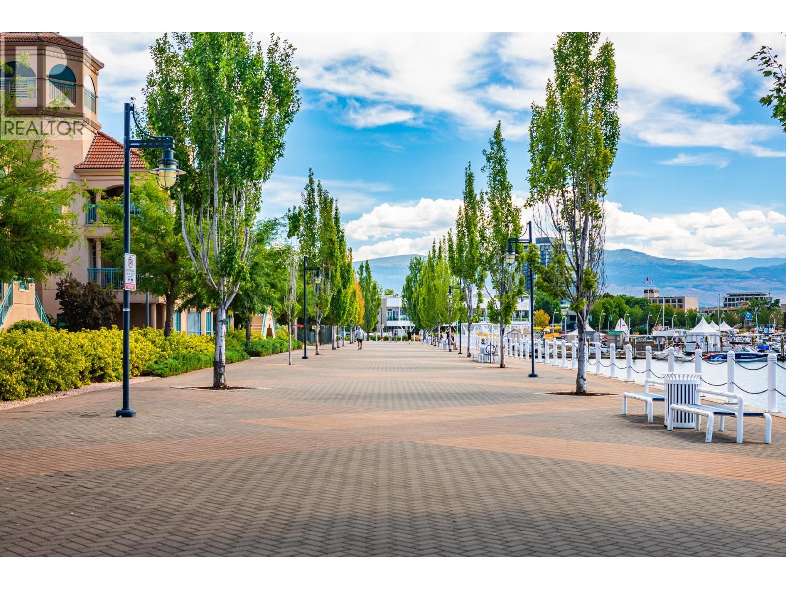 251 D6 1288 Water Street, Kelowna