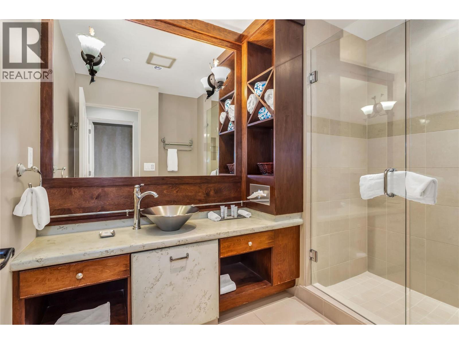 #255 L12 1288 Water Street - 19