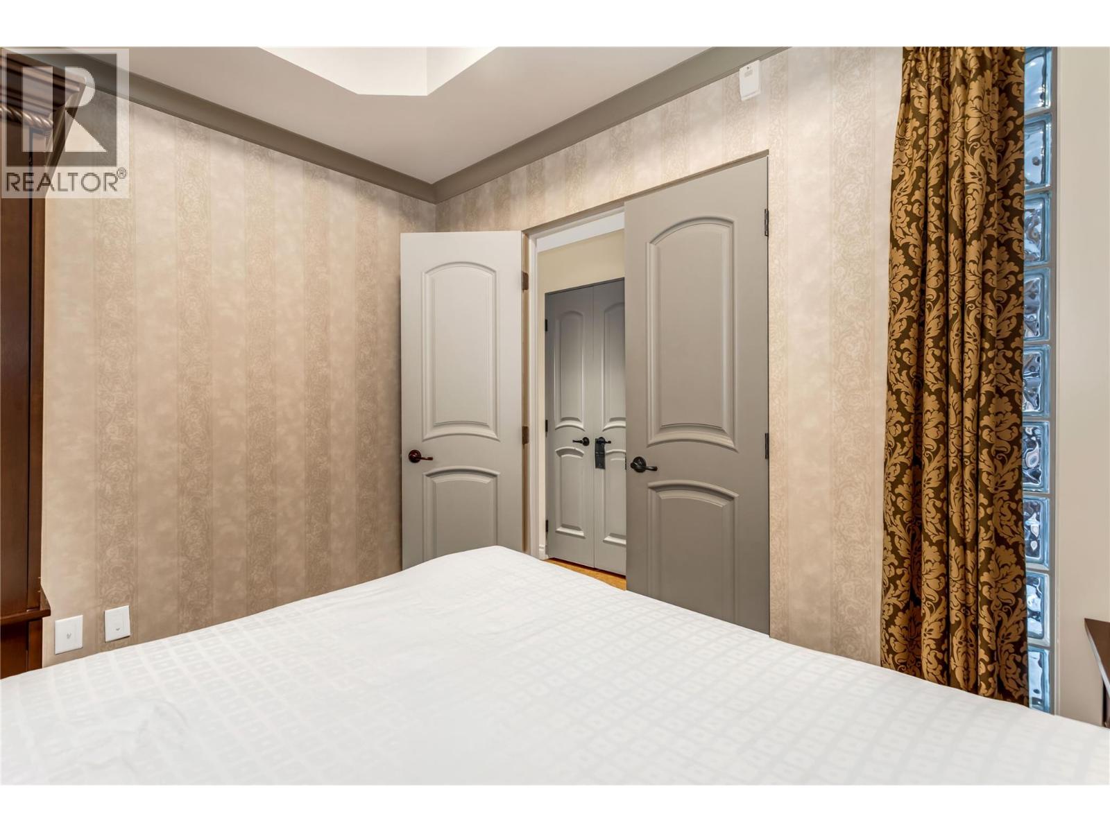 #255 L12 1288 Water Street - 24
