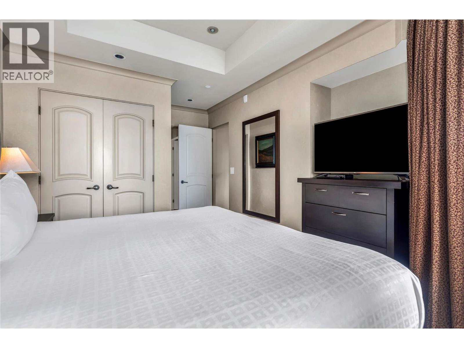 #255 L12 1288 Water Street - 15