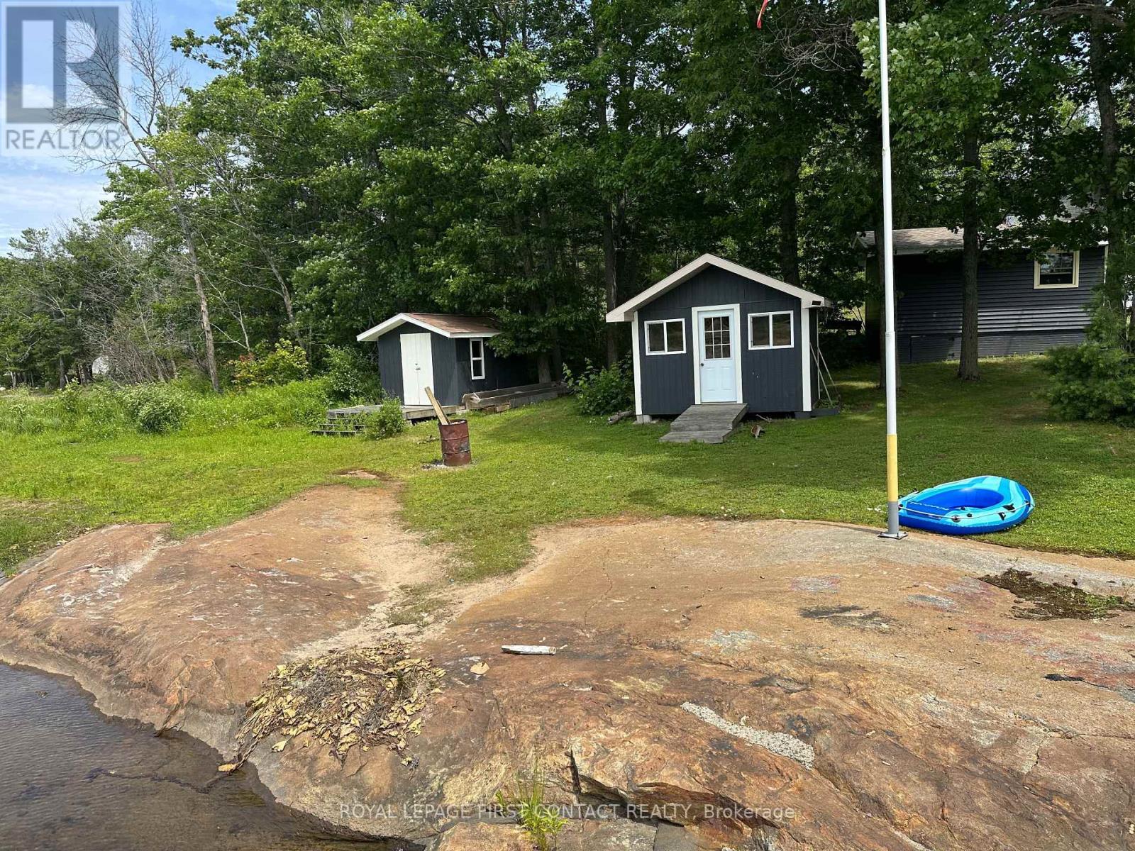 190 SOUTH SHORE ROAD - 11