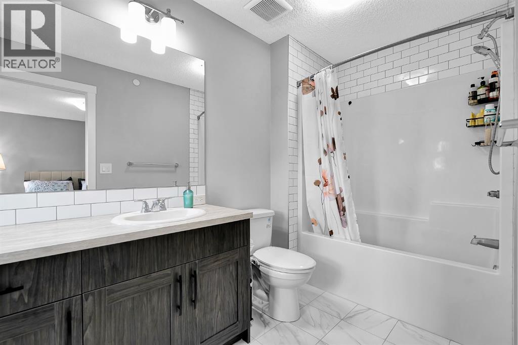 87 Howse Crescent NE - Image 13