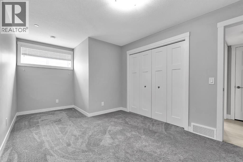87 Howse Crescent NE - Image 26