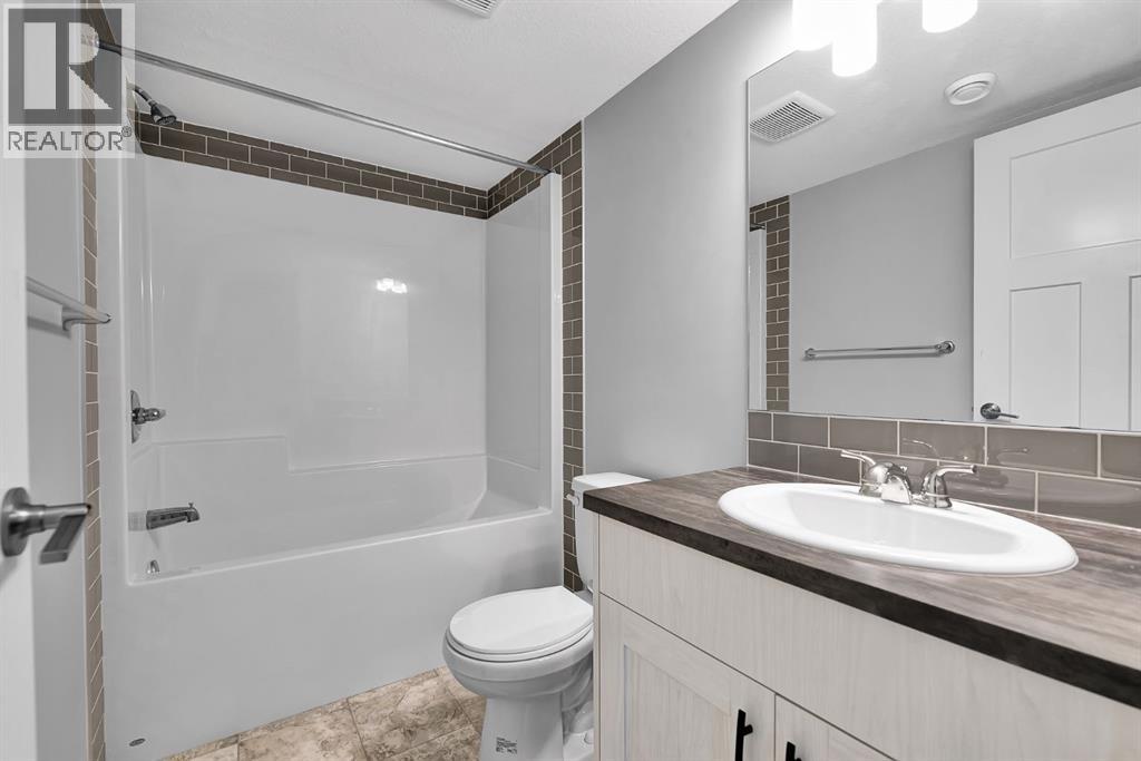 87 Howse Crescent NE - Image 27