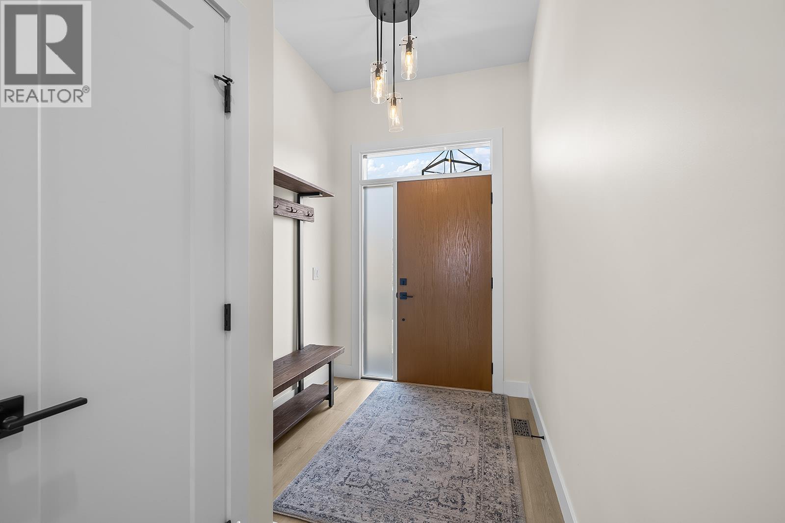 #16 796 Kuipers Crescent - 5