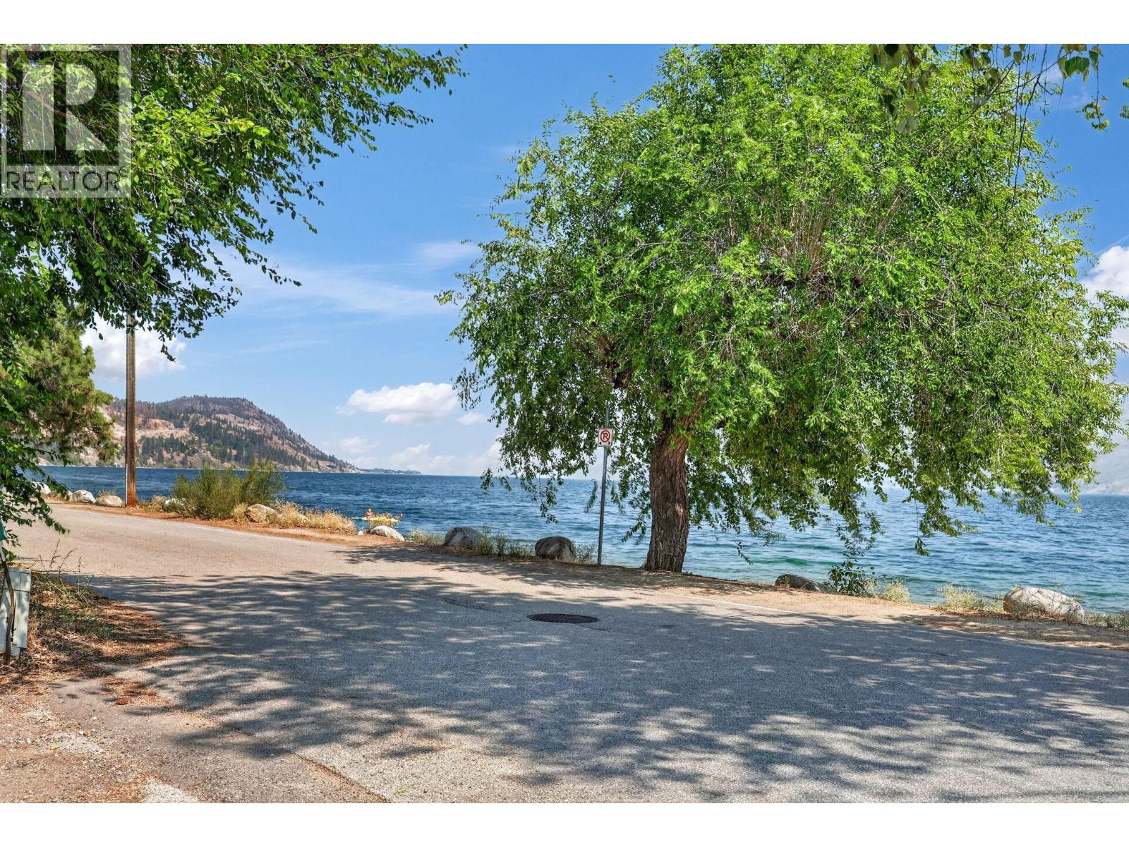 3922 Beach Avenue - 36