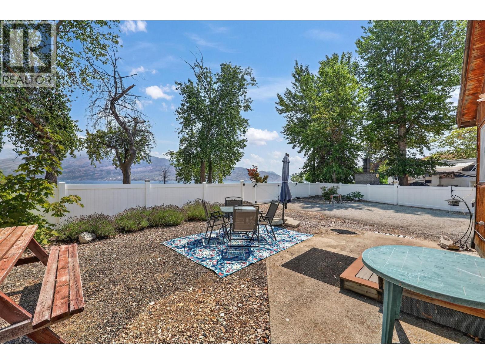 3922 Beach Avenue - 31