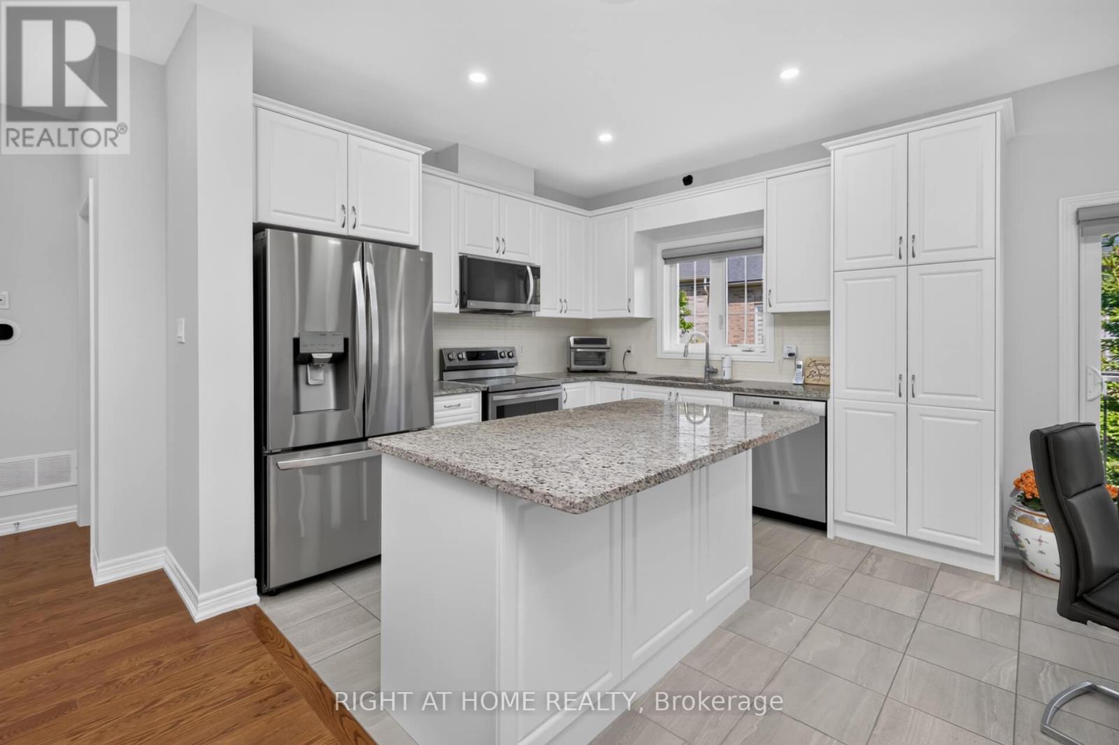 9 TEA ROSE DRIVE - 15