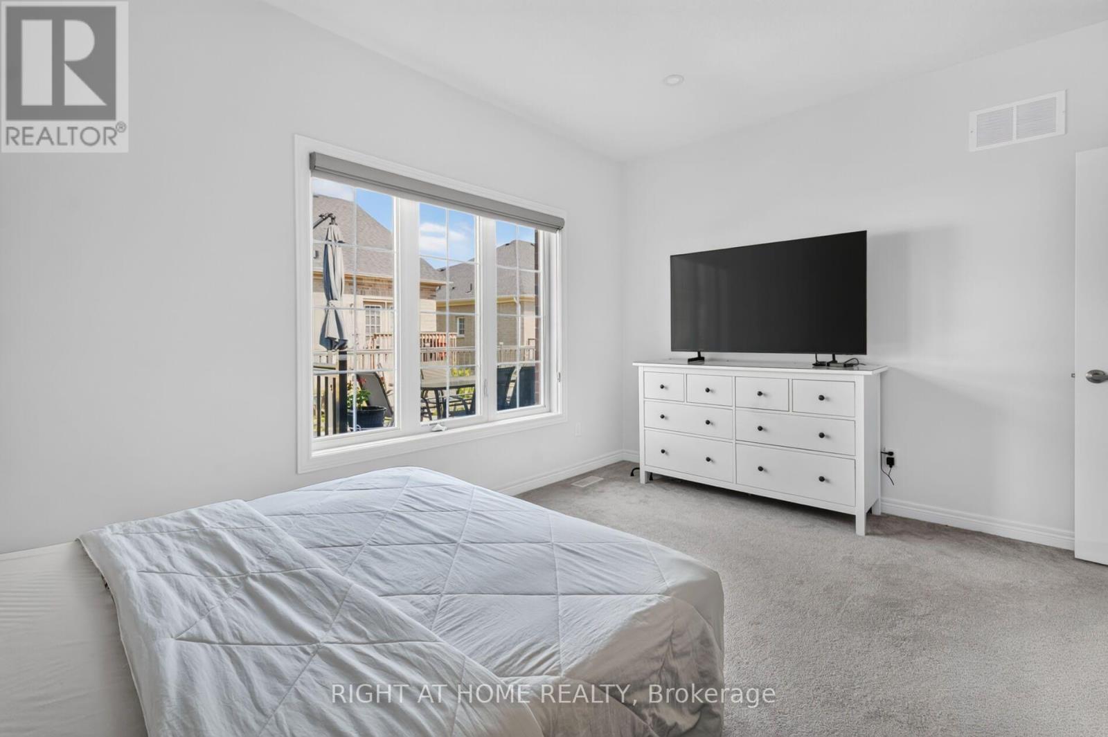 9 TEA ROSE DRIVE - 18