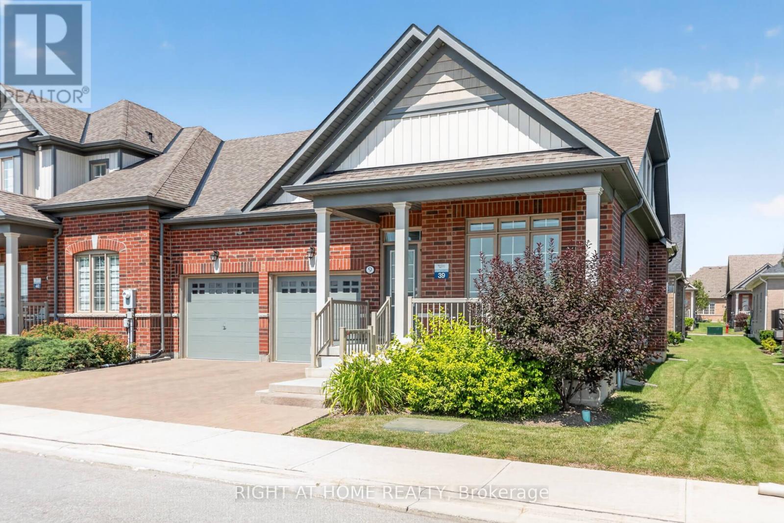 9 TEA ROSE DRIVE - 2