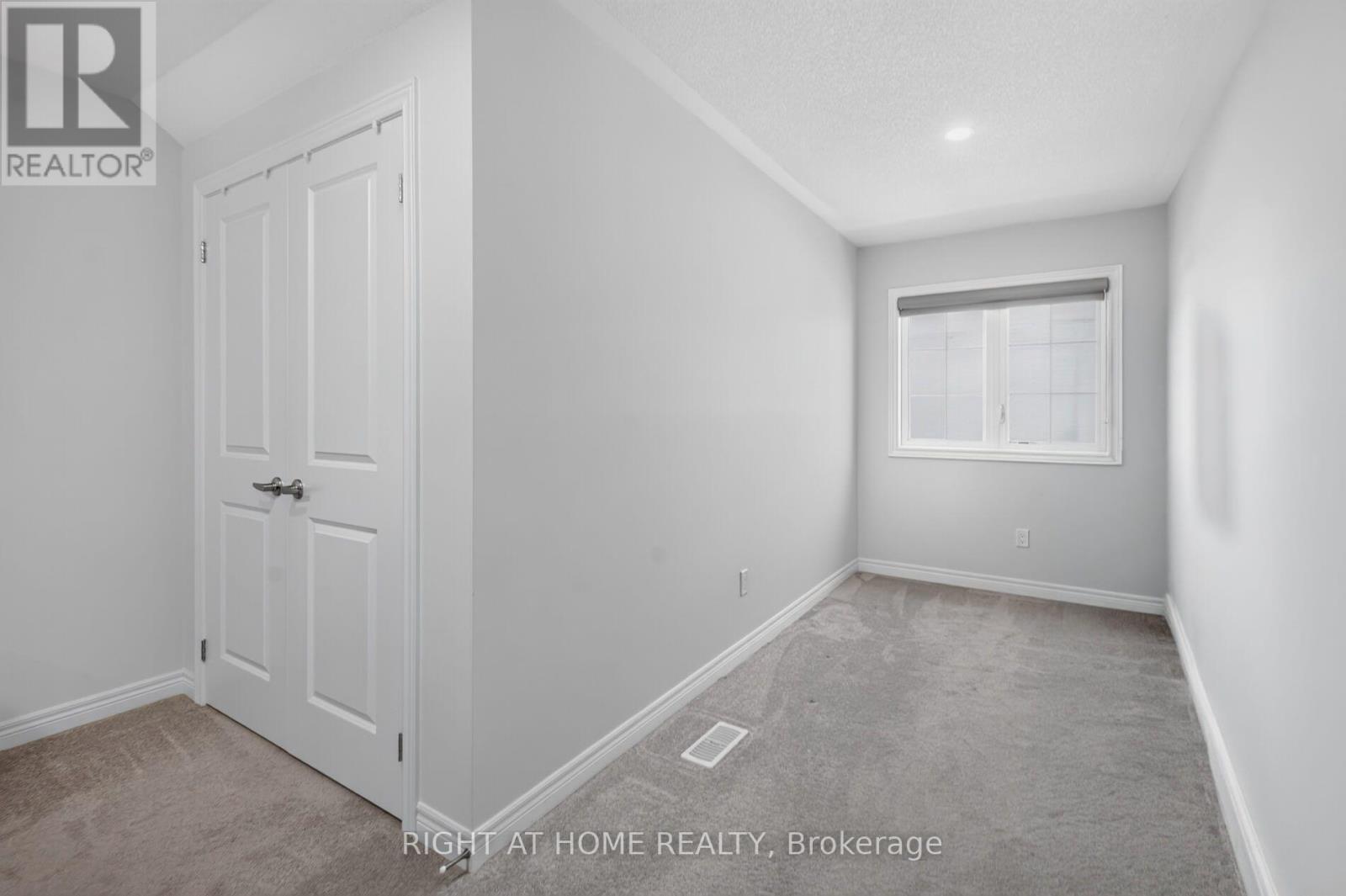 9 TEA ROSE DRIVE - 24