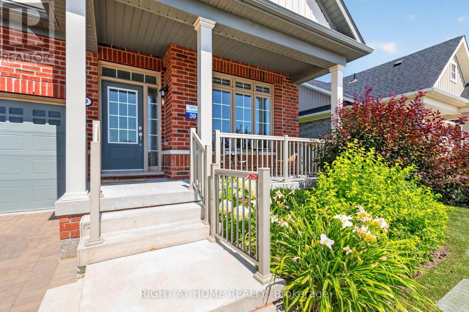 9 TEA ROSE DRIVE - 3