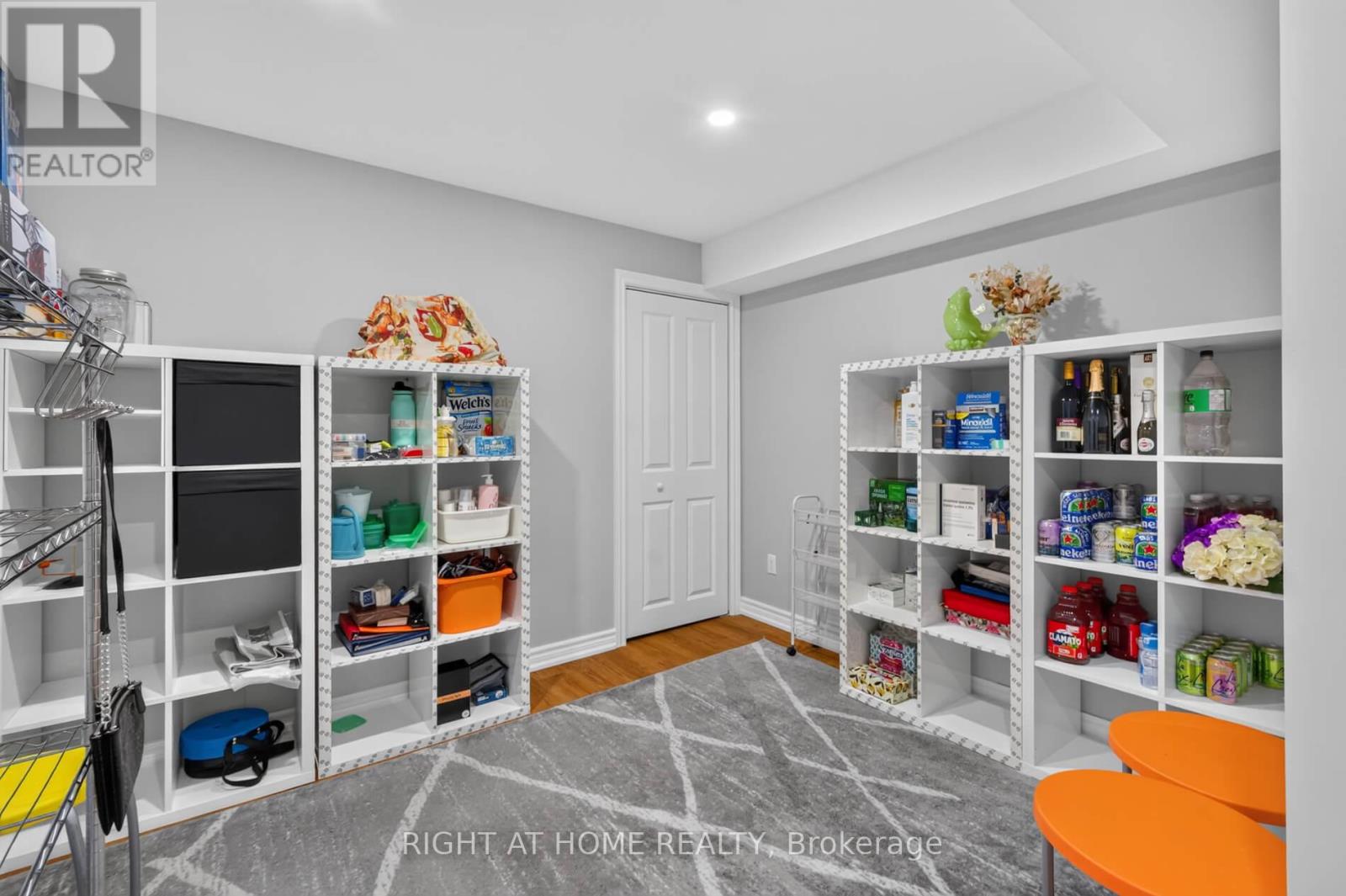 9 TEA ROSE DRIVE - 34