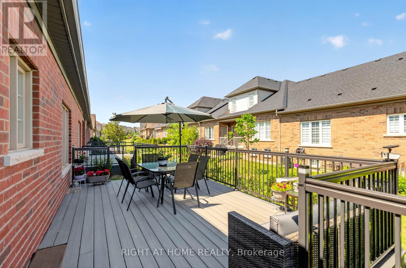 9 TEA ROSE DRIVE - 36