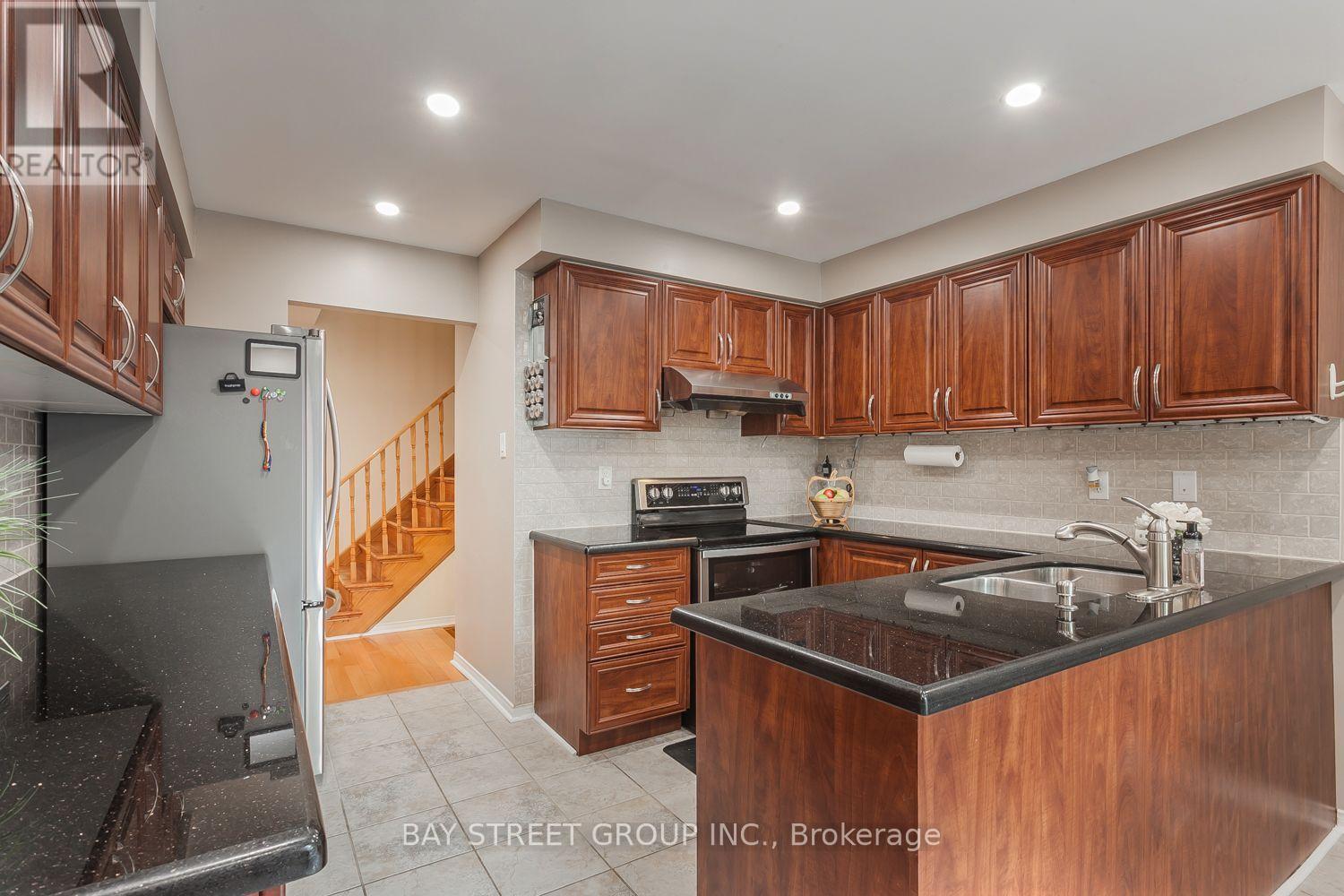4882 ROSEBUSH ROAD - 10