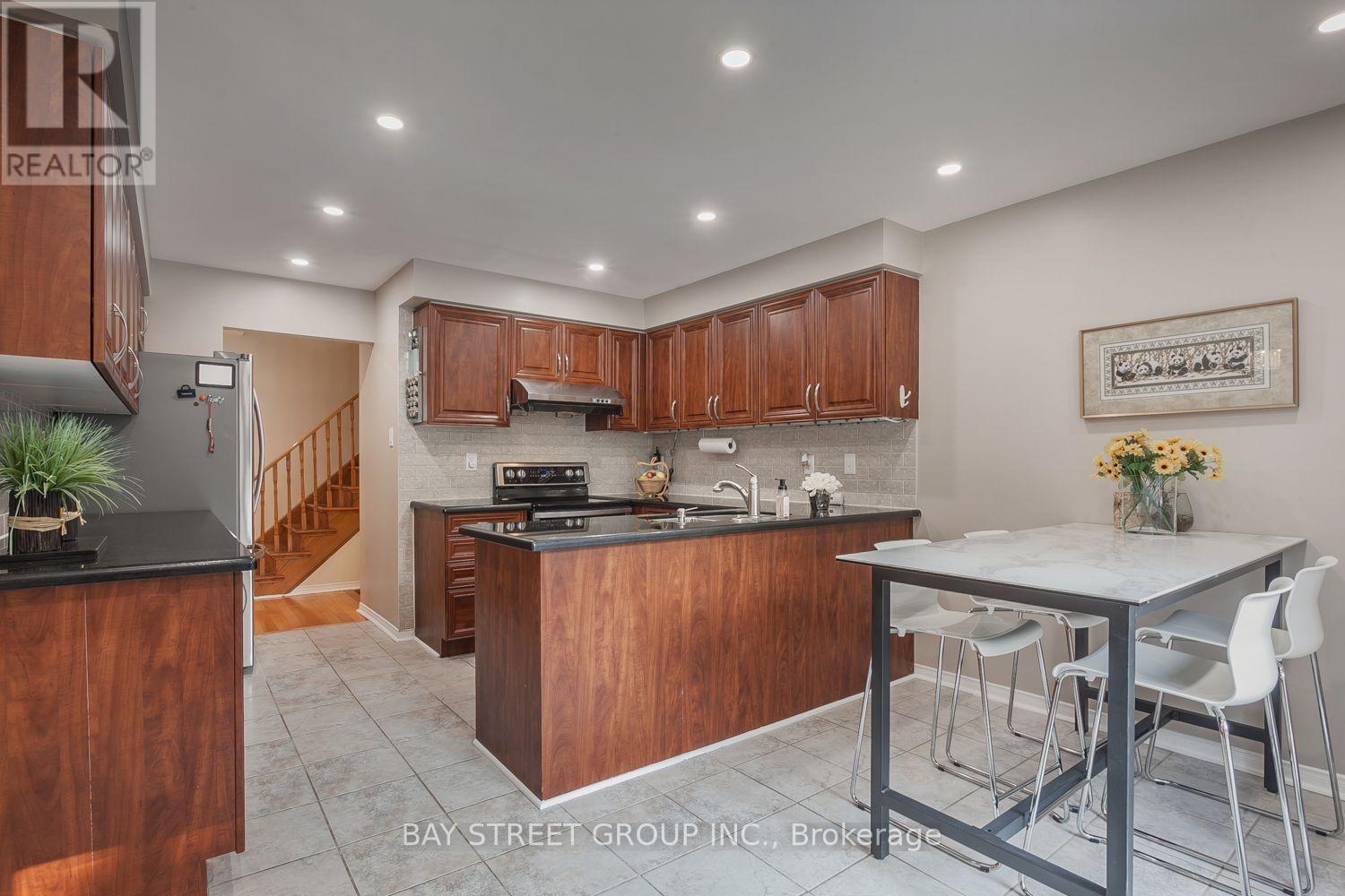 4882 ROSEBUSH ROAD - 12